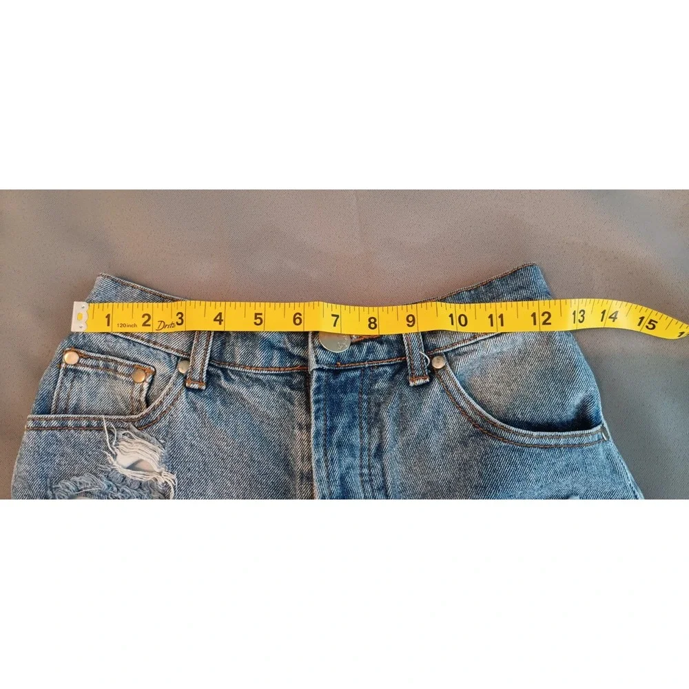 Signature 8 Distressed Button Fly High Waist Denim Shorts Blue Y2k Cheeky Size S